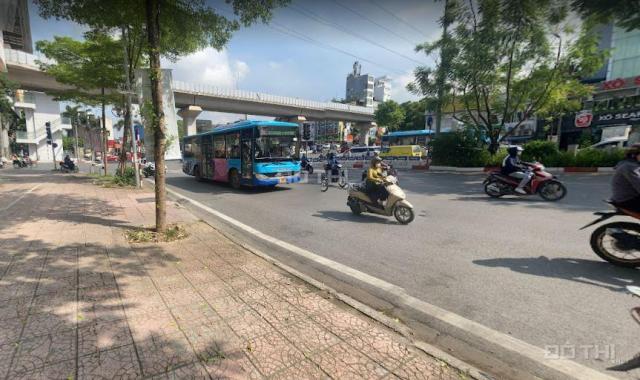 Cần sang tên nhà mặt phố Ô Chợ Dừa - Đống Đa. dt 81m2, mặt tiền 6m, sổ vuông nở hậu, giá bán nhanh