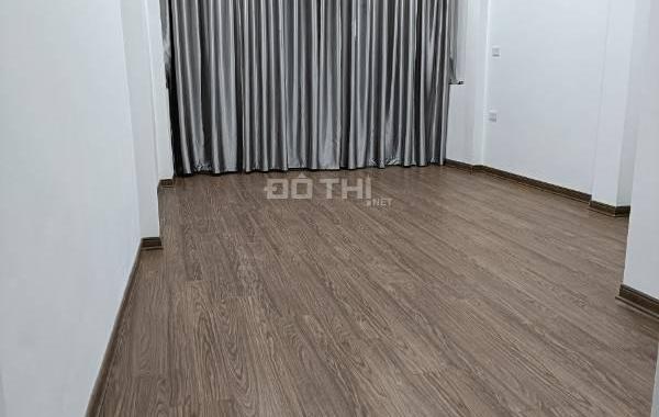 CỰC HIẾM nhà đẹp long lanh ngõ Đê Trần Khát Chân, giá 4.1 tỷ, 40m2x5T, ở luôn