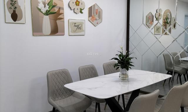 Rất gấp! Cần bán nhanh căn hộ 3PN Mulberry Lane, full đồ, ban công ĐB – ĐN mát, giá 4,2 tỷ. LH 0911