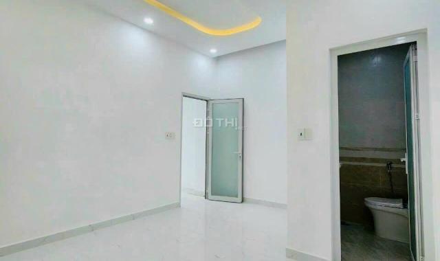 Bán nhà mới shr - Hẻm 205 Huỳnh Tấn Phát Q 7- Dt 4.7x10m- 2pn - Giá 4.75 tỷ