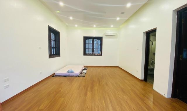 Biệt thự Tô Ngọc Vân, Tây Hồ, lô góc, 200m2 x 4 tầng, Mt 15m. hạ chào 12,1 tỷ. giá mới 65.9 tỷ.
