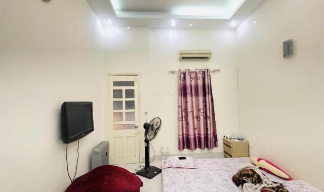 Bán nhà đẹp đại la, gần trường ĐH kinh tế 49m2, 4 tầng, giá 4,7 tỷ