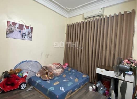 Bán Nhà Phố Lương Đình Của- Quận Đống Đa. 4 chỗ đỗ cửa. 32m x4 tầng.MT3,4. 4,x tỷ