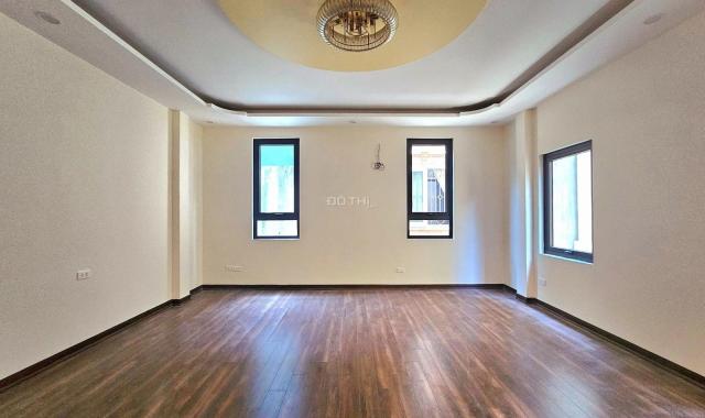 Bán nhà Đào Tấn, Kim mã, Ba Đình 43m2x5T cách phố 50m lô góc nhà đẹp ở ngay giá bán 6,5 tỷ