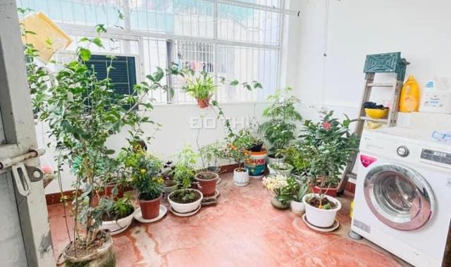Chính chủ bán nhà đẹp ở ngay, tặng nội thất 37m, 4 tầng, giá 4,25 tỷ