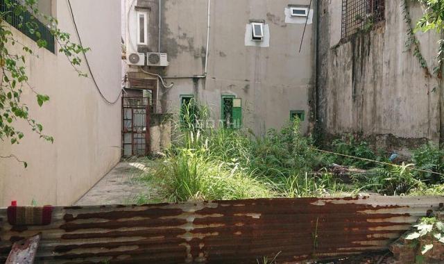 MẢNH ĐẤT VÀNG PHỐ ĐỘI CẤN - TRUNG TÂM BA ĐÌNH - Ô TÔ TRÁNH NHAU