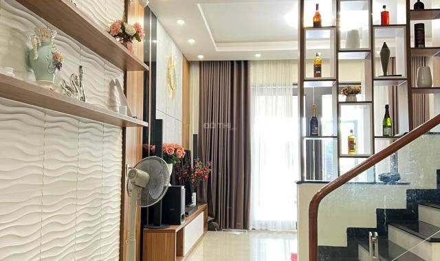 BÁN NHÀ 3.5 TẦNG KHU ĐẦU GỀNH HÀ KHÁNH A. DT:75M2,MT:5M.VIEW BIỂN !!!