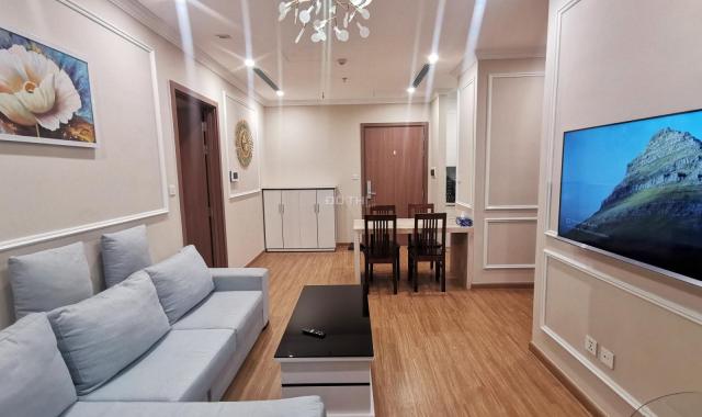 Cho thuê chung cư Central Point 219 Trung Kính, 2PN Đủ Đồ