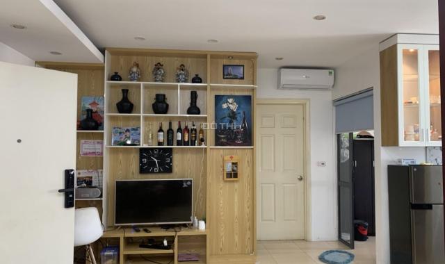 Cần bán căn 77m2,  2 phòng ngủ, Full nội thất - Sổ hồng chính chủ