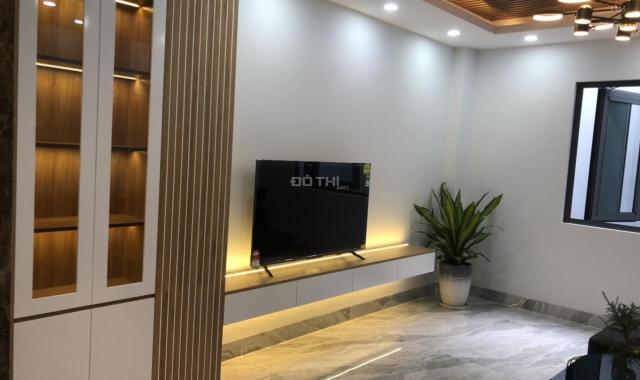 Siêu phẩm Gò Vấp: Bán nhà 6 tầng, 6PN, 8WC, thang máy, giá chỉ 11.5 tỷ!