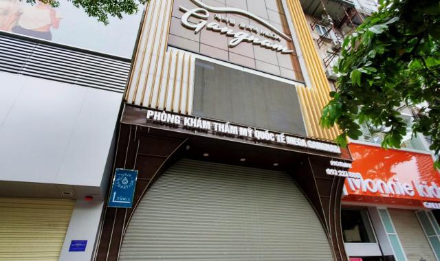 Tôi có nhà mặt phố cần bán tại Yên Lãng, dt 72m2, 8 tầng, mặt tiền 6.9m, cần bán trong tháng 8