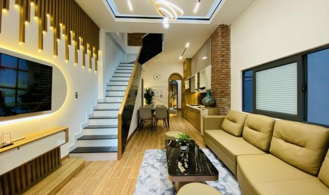 Tôi cần bán nhà 3 tầng mặt tiền đường HẢI SƠN, Hải Châu