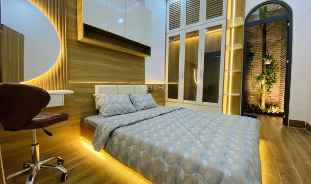 Tôi cần bán nhà 3 tầng mặt tiền đường HẢI SƠN, Hải Châu