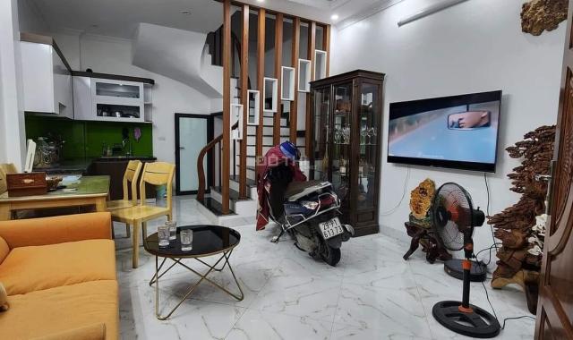 Bán nhà ngõ 495 Xuân Đỉnh DT 30m2 5 tầng mới đẹp, MT 4.2 m chỉ 3.85 tỷ LH 0948031338