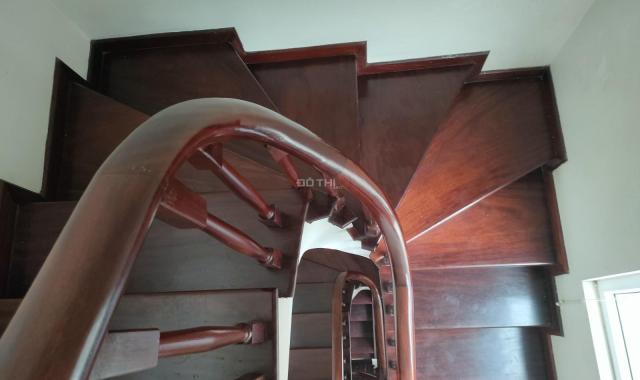 Bán nhà phố cổ, 1 nhà ra phố, ngõ 3 xe máy tránh, sổ riêng, 20m2, 4.5 tầng, 3.5 tỷ