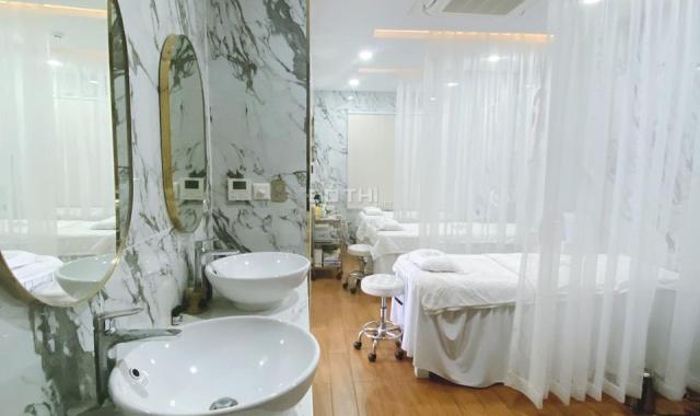 Bán gấp tòa nhà 6 tầng 2 MT đường Hưng Phú Quận 8