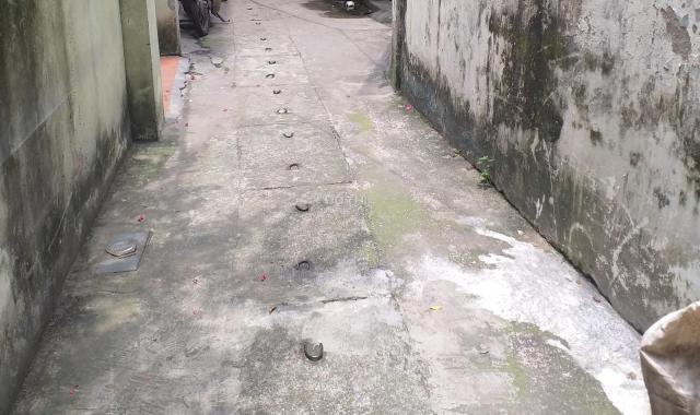Cần bán gấp đất ngõ Đội Cấn, Cống Vĩ, Ba Đình, Hà Nội diện tích 60m² mặt tiền 6m, giá chào 5.35 tỷ.