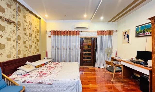 Chính chủ bán gấp nhà ngõ 20 phố Hồ Tùng Mậu, 35m2, 5 tầng, ngõ rộng, gần mặt phố, giá 3,5 tỷ