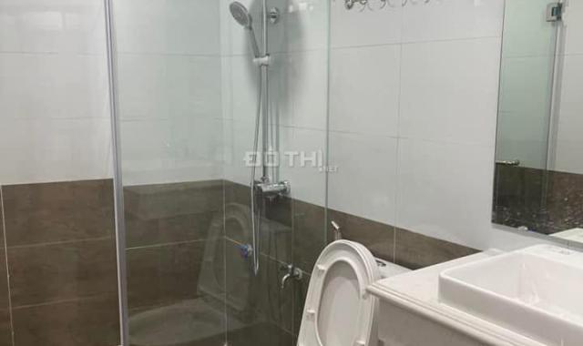 Bán gấp nhà Tây Sơn – 5 Tầng – 6 ngủ - chỉ 5.6 tỷ, có gara ô tô