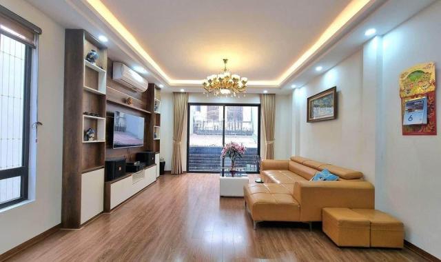 Bán gấp nhà Tây Sơn – 5 Tầng – 6 ngủ - chỉ 5.6 tỷ, có gara ô tô