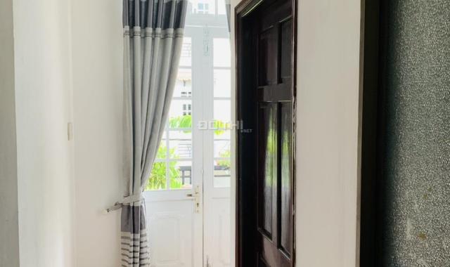 Chính chủ cần tiền bán gấp nhà mặt tiền đường Huy Cận, trung tâm Hải Châu