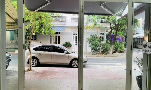 Chính chủ cần tiền bán gấp nhà mặt tiền đường Huy Cận, trung tâm Hải Châu