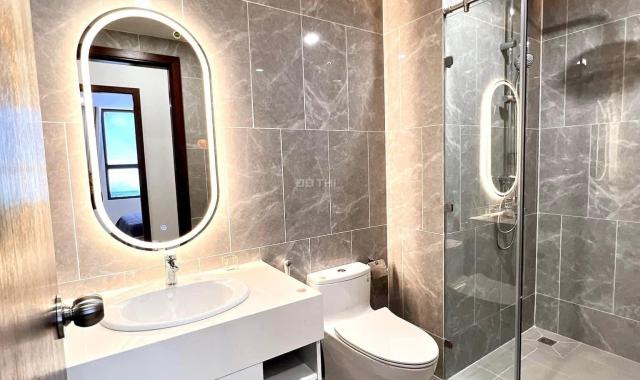 Căn hộ cao cấp CT1 Riverside Luxury 2PN-2WC, đầy đủ nội thất, tầng view thoáng.