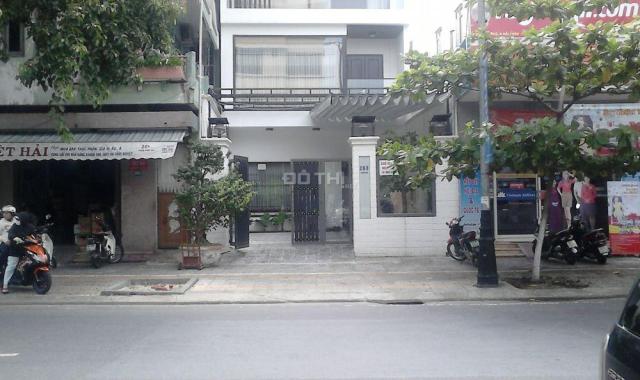 Chủ bán nhà 5 tầng, phân lô Đông Quan DT 115m2, MT 4,2m đường 3 ô tô tránh giá 21 tỷ:0936071228