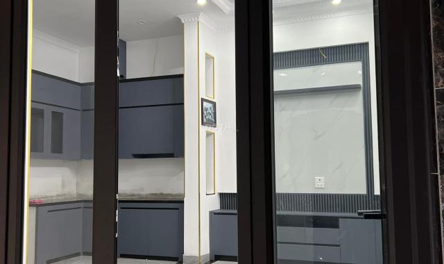 NHÀ MỚI 10M RA MP TÂN ẤP 37M 5 TẦNG MT 7M 3.5 TỶ NGÕ 3 GÁC NÔNG RỘNG , SỔ ĐỎ VUÔNG  0986073333