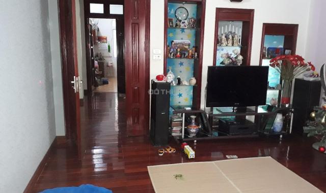Bán nhà ngõ Phố Võng Thị, Trích Sài 100m2 xây 4 tầng, mặt tiền 5.8m, cách Hồ Tây 100m