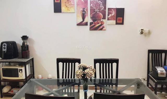 Bán nhà ngõ Phố Võng Thị, Trích Sài 100m2 xây 4 tầng, mặt tiền 5.8m, cách Hồ Tây 100m