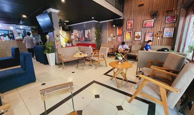 Bán nhà mặt phố Kim Mã, DT 208m2, xây 5 tầng, mặt tiền chính 5m, mặt ngõ 25m, giá 80 tỷ