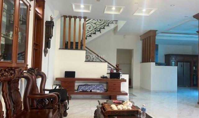 Không Có Căn Thứ 2 Biệt Thự 2 Mặt Tiền Khu Vip, Gần Giga Mall Phạm Văn Đồng, DT 250m, 3T, Chính