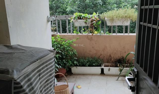 Giảm giá cho thuê gấp căn hộ đối diện chợ Hôm, đẹp, khép kín giá rẻ phố Huế 45m, 3 mặt thoáng.