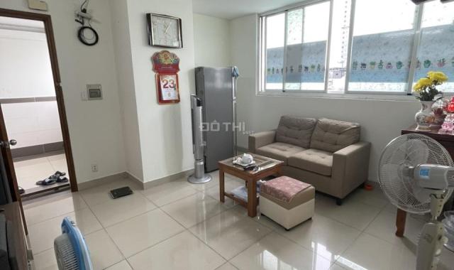 ✅✅Cho thuê căn hộ 2pn - trống - góc - nhà sạch sẽ - Dt 70m2 - Cc BellezaQ 7- Giá 6.5 triệu