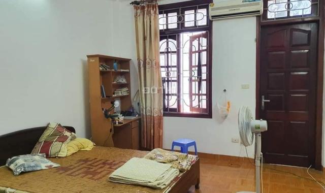 Nhà mặt phố Ngũ Xã, Trúc Bạch, DT 69m, xây 6 tầng, mặt tiền 4m, giá 24 tỷ .