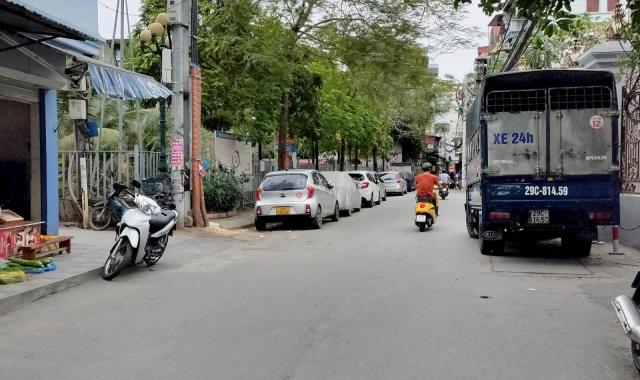 Cần bán nhà Kim Đồng-Giáp Bát, 35m2 x 6T 4 phòng ngủ đẹp, ô tô gần, ở ngay. Giá 3,5 tỷ