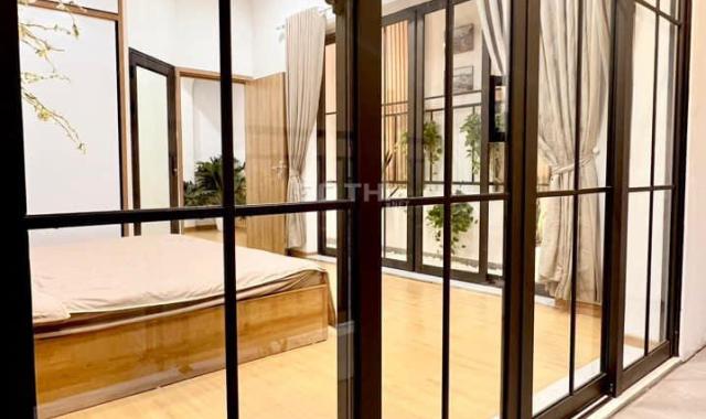 Ảnh thật Nhà trung tâm Đống Đa 40m2, 4 tầng, MT 5M, tặng nội thất, giá 4 tỷ TL
