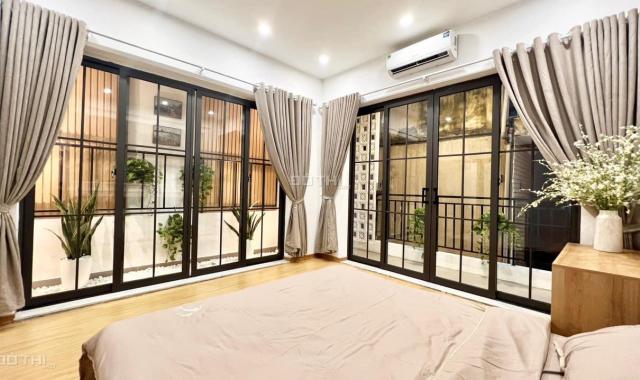 Ảnh thật Nhà trung tâm Đống Đa 40m2, 4 tầng, MT 5M, tặng nội thất, giá 4 tỷ TL