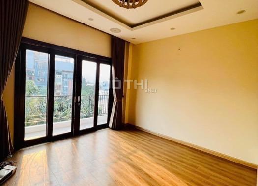 Bán nhà mặt phố Yên Hoa, Hồ Tây. Vị trí vip, view mặt hồ, DT 60m2, 7T thang máy, giá nhỉnh 23 tỷ