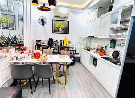 Bán nhà ngõ bờ sông Kim Đồng-Trương Định, 45m2 x 4T đẹp, ô tô đỗ cửa, căn góc. Giá 4,2 tỷ