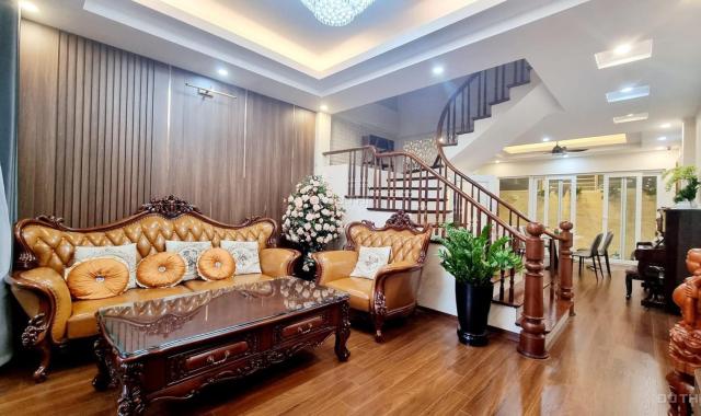 Bán Siêu phẩm phân lô 97 Văn Cao, Ba Đình: 70m2 5 tầng giá 12 tỷ, oto đỗ. Tặng full Nội Thất Nhà