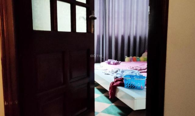 HIẾM.Bán nhà ngã tư Kim Đồng-Giáp Bát, 35m2 x 5T đẹp, cách đường ô tô 20m. Giá 3,45 tỷ