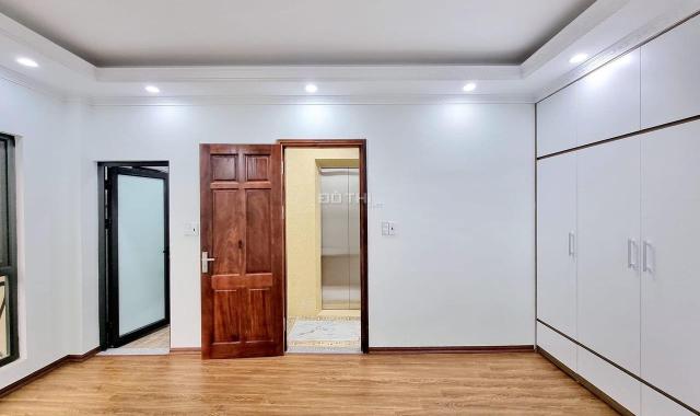 Bán nhà Nguyễn Chí Thanh, Nguyễn Công Hoan, Ngoch Khánh, Ba Đình 40m2 xây 6 tầng thang máy