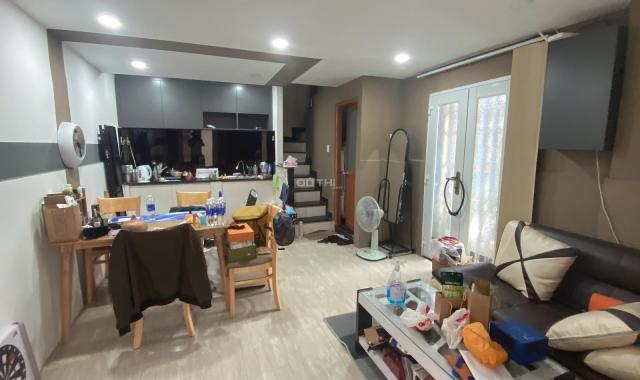 Bán nhà hẻm Trần Hưng Đạo, Quận 1, kế bên siêu thị Mỹ, gần Bùi Viện.