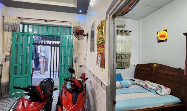 Bán nhà lầu lộ ô tô hẻm 534 đường 30/4 , phường Hưng Lợi . Giá chỉ 1 tỷ 925 triệu
