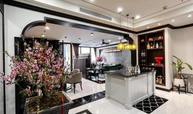 Bán gấp liền kề 6A lô góc Làng Việt Kiều Châu Âu view chung cư 104m 14 tỷ