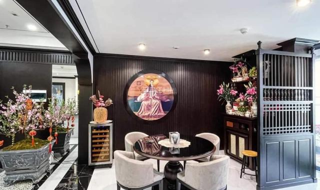 Bán gấp liền kề 6A lô góc Làng Việt Kiều Châu Âu view chung cư 104m 14 tỷ