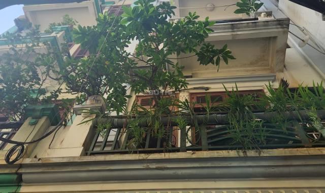 Bán nhà 5 tầng 60 m2 ngõ 165 Dương Quảng Hàm vừa ở vừa cho thuê giá nhỉnh 7 tỷ