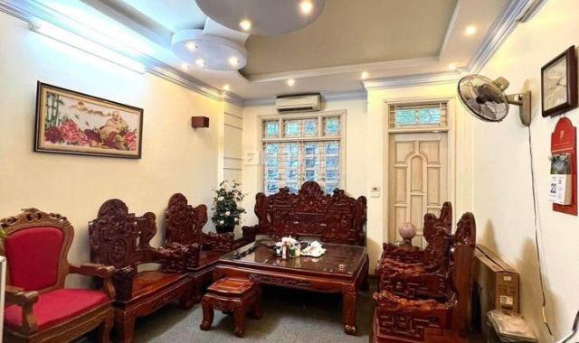 Bán gấp nhà Đặng Tiến Đông – 4 Tầng – 3 ngủ - chỉ 5.6 tỷ-  ô tô đỗ